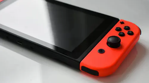 assets/nintendo-switch-piracy-lawsuit-20251006-360534-header.jpeg
