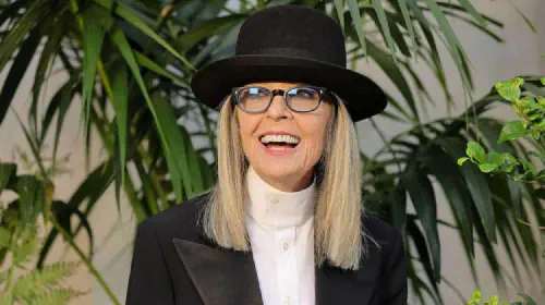 assets/diane-keaton-smiling-with-hat.jpeg