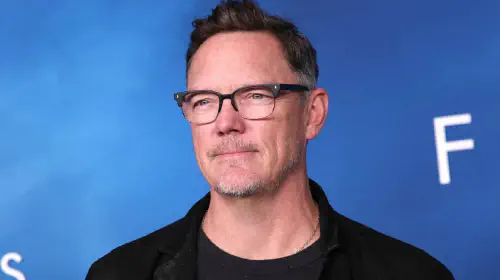 assets/matthew-lillard.jpeg
