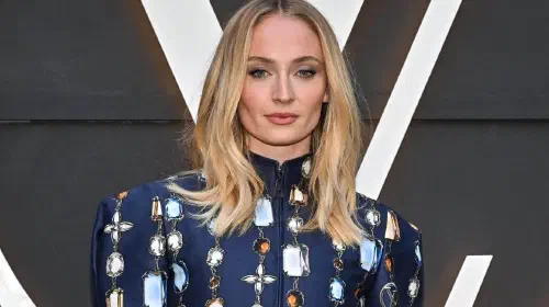 assets/sophie-turner-attending-the-louis-vuitton-cruise-2026-fashion-show-at-palais-des-papes-palace-of-the-popes.jpeg