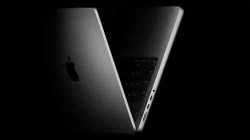 assets/M5-MacBook-Pro-4.jpeg