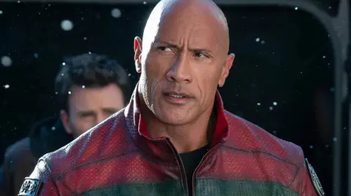 assets/dwayne-johnson-in-red-one.jpeg