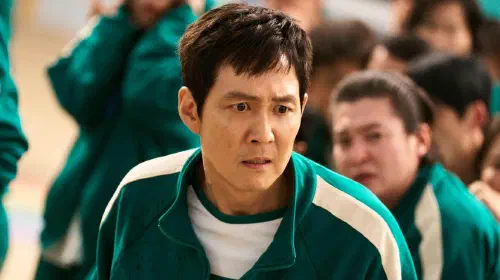 assets/squid-game-seon-gi-hun-looking-scared.jpeg