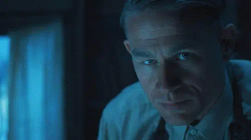 assets/charlie-hunnam-in-monster_-the-ed-gein-story.jpeg