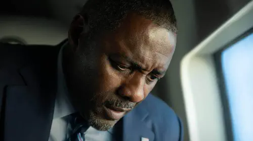 assets/idris-elba-as-the-president-of-the-united-states-in-netflix-s-a-house-of-dynamite.jpeg