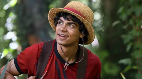 assets/monkey-d-luffy-in-little-garden-in-one-piece-season-2.jpeg