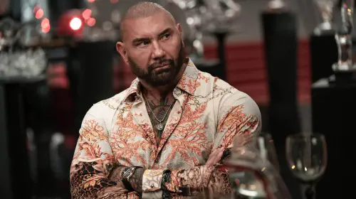 assets/dave-bautista-in-glass-onion-a-knives-out-mystery.jpeg