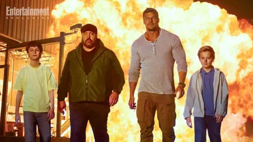 assets/alan-ritchson-and-kevin-james-in-playdate.jpeg