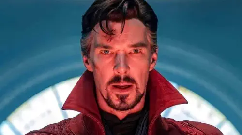 assets/a-wounded-doctor-strange-faces-a-source-of-light-in-multiverse-of-madness.jpeg