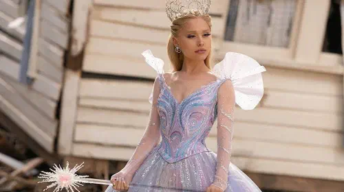 assets/ariana-grande-in-wicked-for-good.jpeg