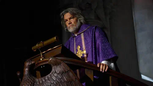 assets/knives-out-3-wake-up-dead-man-josh-brolin.jpeg