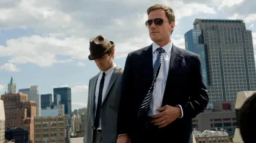 assets/white-collar.jpeg