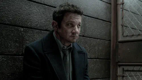 assets/jeremy-renner-as-mike-mclusky-in-mayor-of-kingstown-episode-6-season-4.jpeg