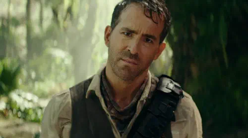assets/ryan-reynolds-looking-confused-in-red-notice.jpeg