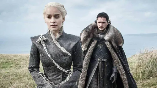 assets/kit-haring-as-jon-snow-and-emilia-clarke-as-daenerys-targaryen-in-game-of-thrones.jpeg