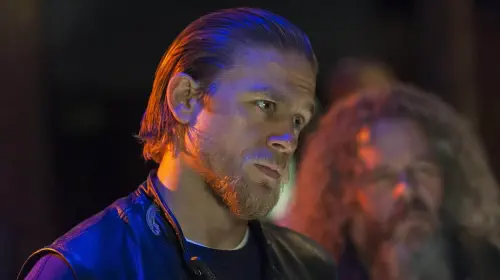 assets/jax-looking-concerned-in-sons-of-anarchy.jpeg