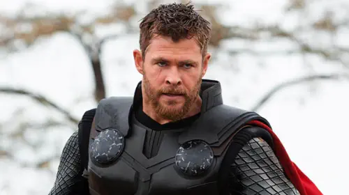 assets/chris-hemsworth-s-thor-wears-his-all-black-asgardian-armor-in-avengers-infinity-war.jpeg