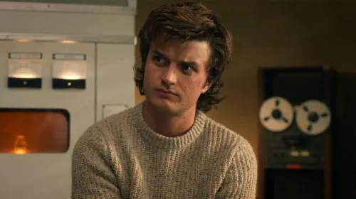 assets/steve-looking-annoyed-in-stranger-things-season-5-episode-7-1.jpeg