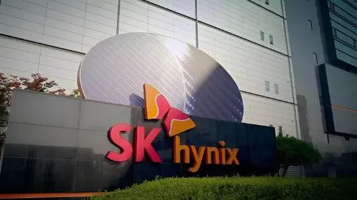 assets/SK_hynix_Cheongju_main_gate-624x351-1.jpeg