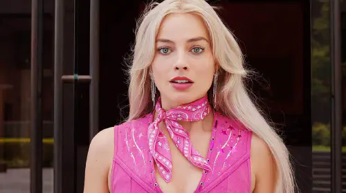 assets/margot-robbie-s-first-movie-since-barbie-looks-even-more-ambitious-therapeutic.jpeg