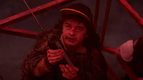assets/stranger-things-5-dustin-gaten-matarazzo.jpeg