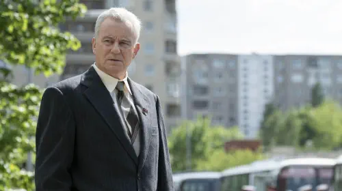 assets/chernobyl-stellan-skarsgard.jpeg