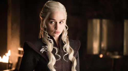 assets/daenerys-looking-to-the-side-in-game-of-thrones.jpeg