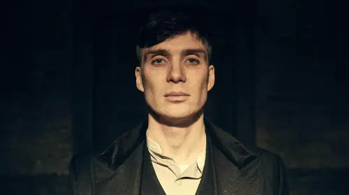 assets/peaky-blinders-cillian-murphy-thomas-shelby-1.jpeg