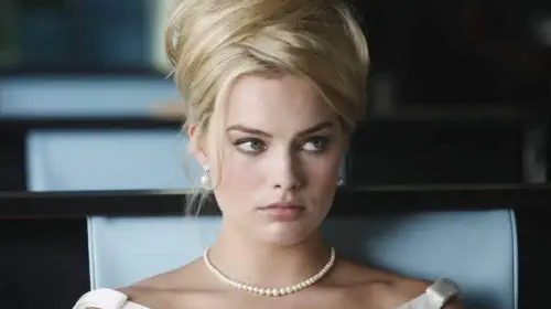 assets/pan-am-tv-show-margot-robbie.jpeg