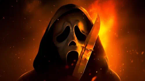assets/ghostface-holding-a-knife-in-scream-7-promotional-art.jpeg