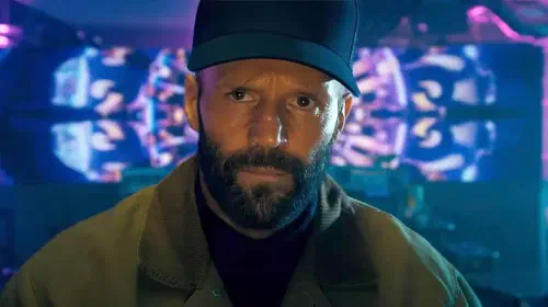 assets/jason-statham-underrated-action-thrillerthe-beekeeper-streaming-peacock-march-2026.jpeg