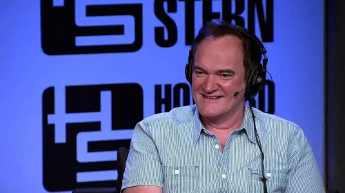 assets/quen-tarantino-howard-stern-show.jpeg