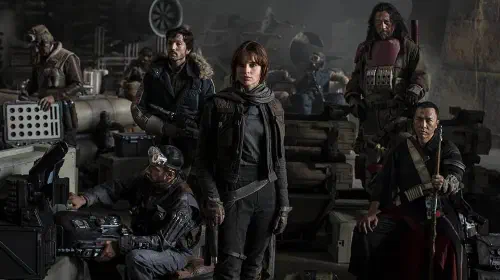 assets/star-wars-rogue-one-cast-group.jpeg