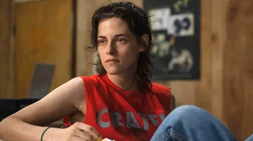 assets/kristen-stewart-love-lies-bleeding.jpeg