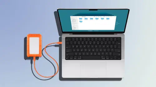 assets/MacBook-Pro-connected-to-an-external-storage-drive.jpeg