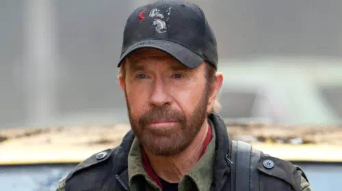 assets/chuck-norris-in-the-expendables-2.jpeg