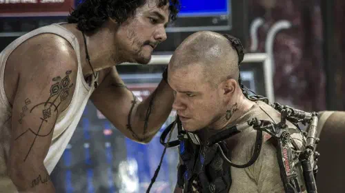 assets/matt-damon-elysium-leaving-streaming-netflix-district-9-sci-fi-cyberpunk-action.jpeg
