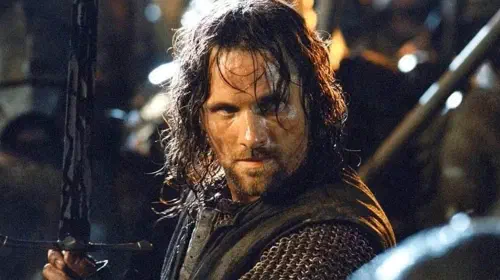 assets/aragorn-in-battle-in-lord-of-the-rings.jpeg