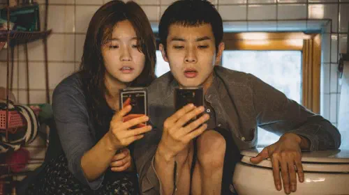 assets/park-so-dam-and-choi-woo-shik-in-parasite.jpeg