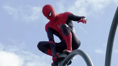 assets/tom-holland-fully-suited-up-in-spider-man-no-way-home.jpeg