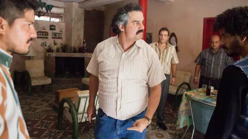assets/wagner-moura-in-narcos.jpeg