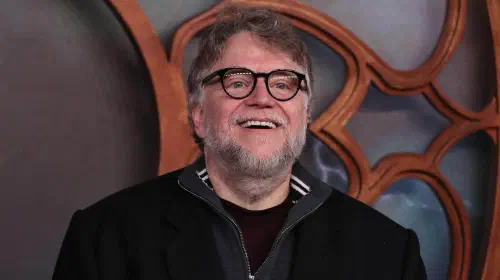 assets/guillermo-del-toro-at-frankenstein-mexico-premiere.jpeg