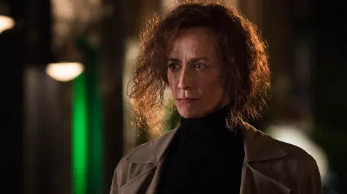 assets/janet-mcteer-as-alisa-jones-in-season-2-of-jessica-jones.jpeg