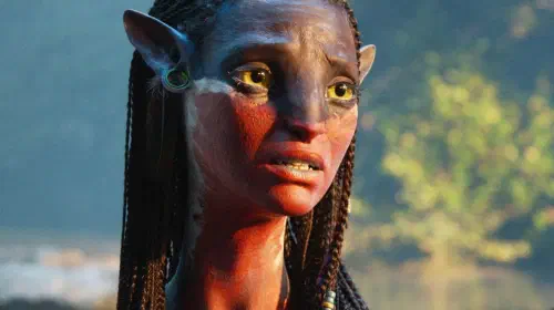assets/neytiri-in-close-up-with-a-pained-expression-in-avatar-fire-and-ash.jpeg