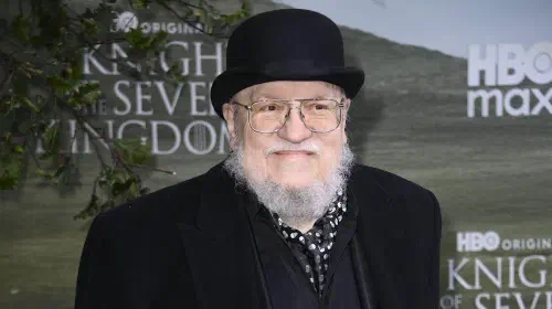 assets/george-r-r-martin-berlin-premiere-of-knight-of-the-seven-kingdoms.jpeg