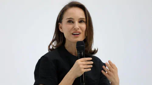 assets/natalie-portman-at-an-event.jpeg