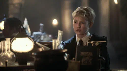 assets/lox-pratt-as-draco-malfoy-in-class-in-harry-potter-and-the-philosopher-s-stone.jpeg