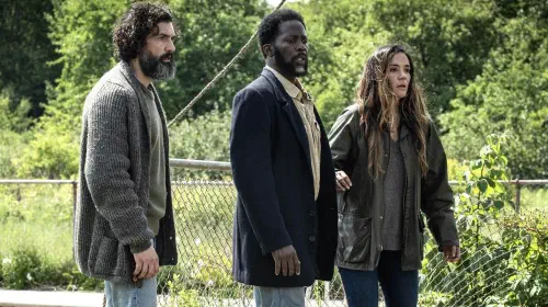assets/david-alpay-as-jade-harold-perrineau-as-boyd-stevens-and-catalina-sandino-moreno-as-tabitha-looking-shocked-in-from-season-4.jpeg