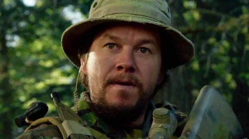 assets/mark-wahlberg-in-lone-survivor-1.jpeg