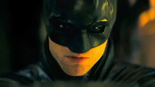 assets/robert-pattinson-as-bruce-wayne-in-the-batman.jpeg